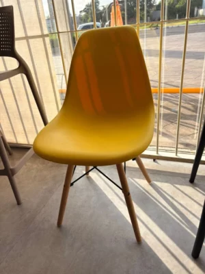 Cadeira Eiffel Base Mad Fi0101am Amarela